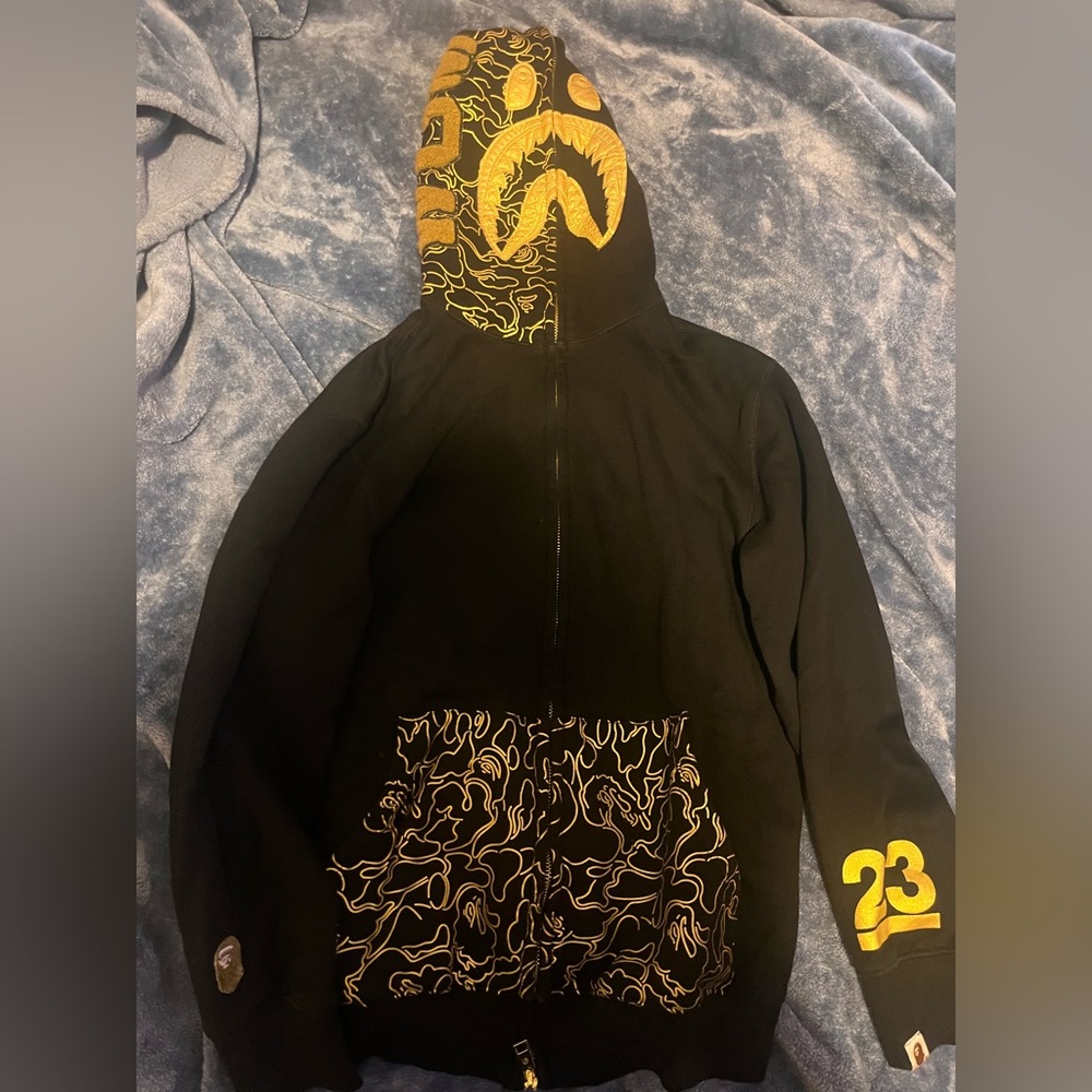 Bape hoodie 2023 Black and gold